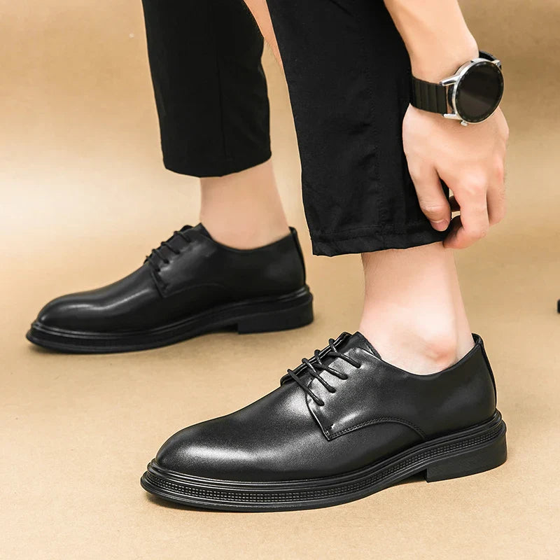 Fashion Men Brogue Oxford Shoes British Style Casual Shoes PU Leather Formal Dress Footwear Man Outdoor Sneakers Business Shoes