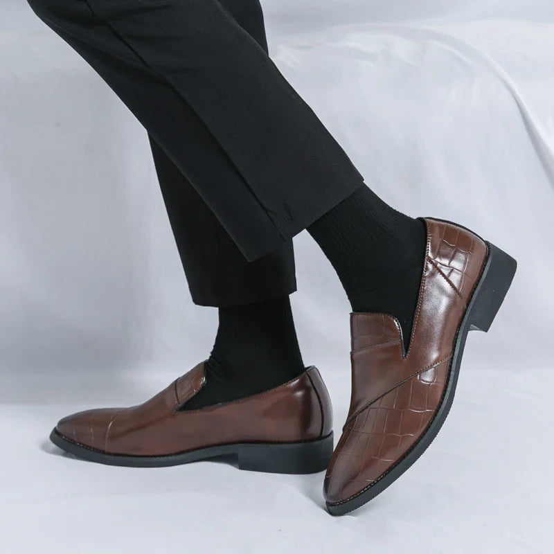 Men's Retro Leather Shoes – Classic Vintage-Inspired Formal Footwear for Adults