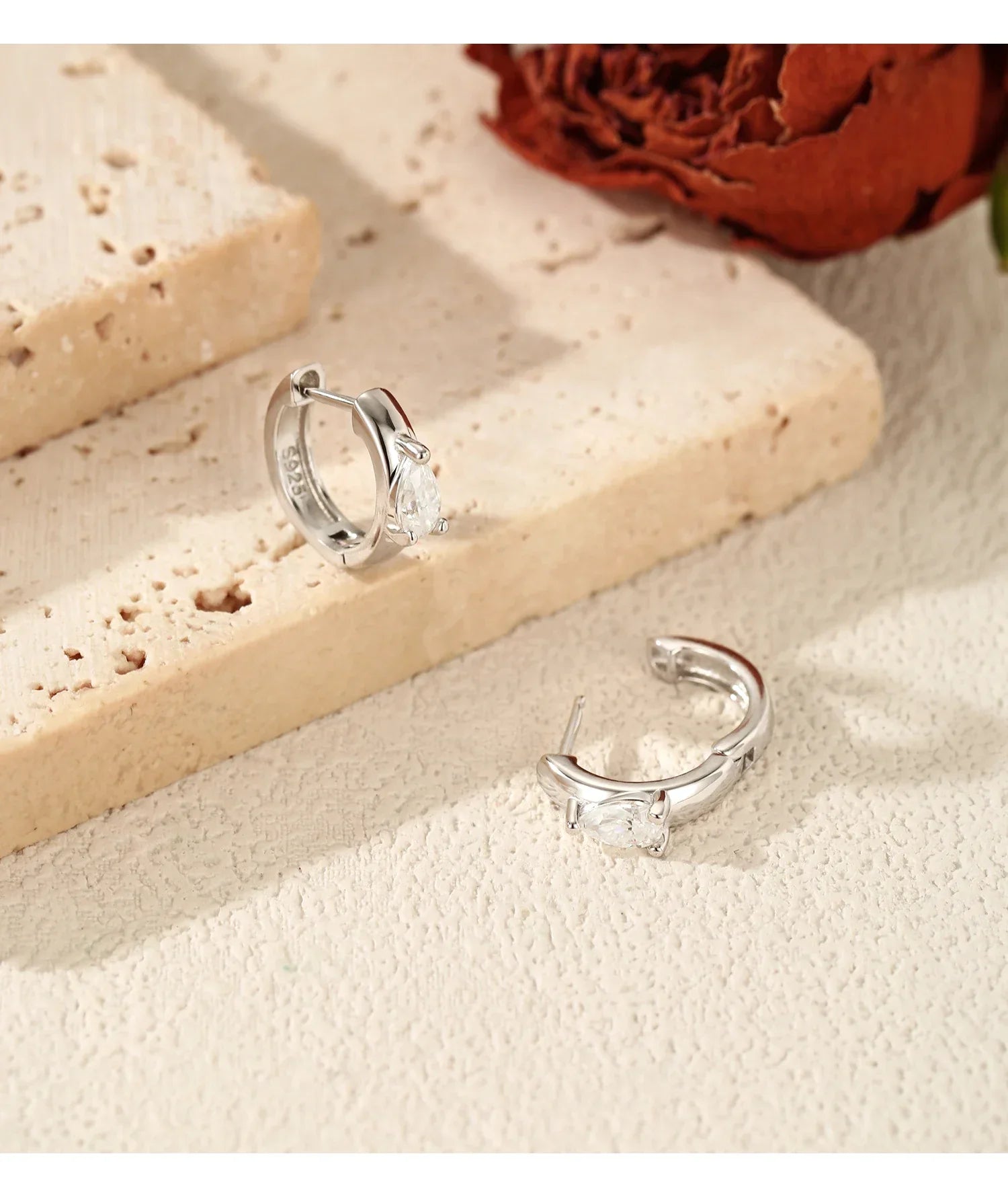 Water Drop D Color Moissanite Neutral Ear Buckle 925 Sterling Sliver Sparkling Hoop Earrings For Women Fine Jewelry