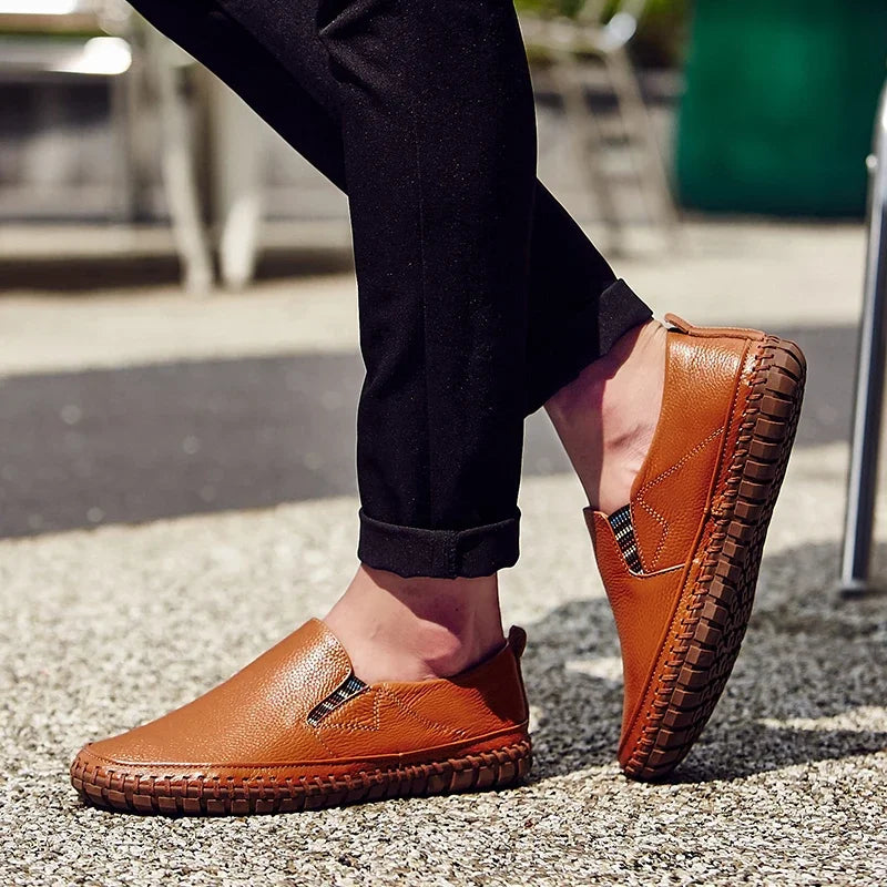 New Plus Size 49 50 Men Loafers Soft Moccasins Fashion Soft Spring Autumn Genuine Leather Shoes Men Casual Flats Driving Shoes