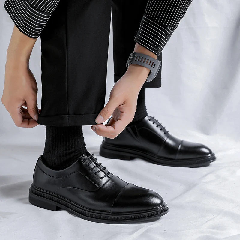 Brand Men Genuine Leather Shoes Black Wedding Bride For Formal Party Dress OEM Italian Men Shoes Casual Soft Casual Shoes