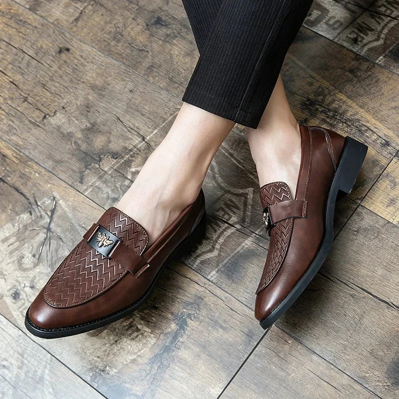 Men's Business Casual Shoes Autumn British Style Pointed Toe Formal Leather Shoes Easy to Wear Black Suit Wedding Shoes