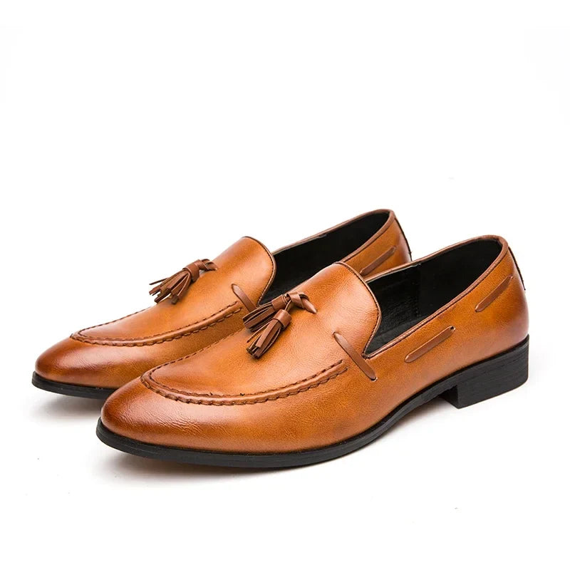 2025 New Men Leather Shoes Pointed Toe Formal Dress Shoes Slip On Men Loafer Tassel Shoe Zapatos Hombre