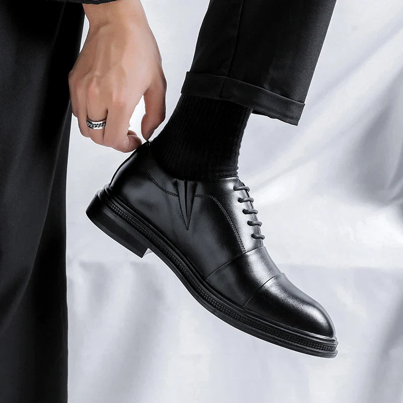 Brand Men Genuine Leather Shoes Black Wedding Bride For Formal Party Dress OEM Italian Men Shoes Casual Soft Casual Shoes
