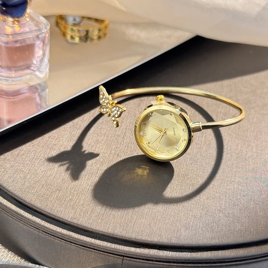 Romantic Butterfly Open Bracelet Luxury Fashion Ladies Quartz Watch Elegant Simple Wristwatch New Model Bestseller