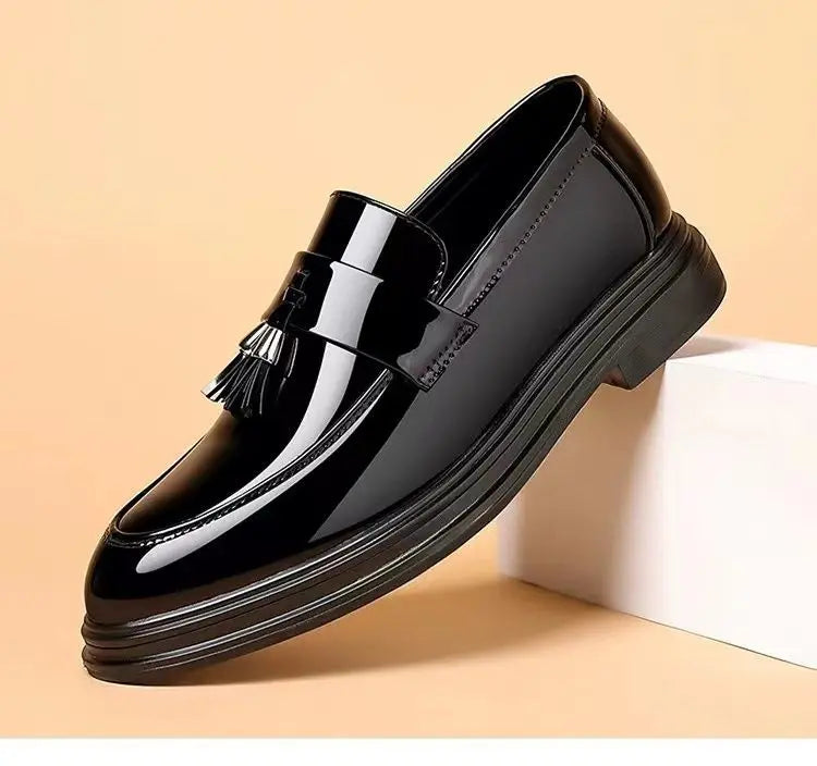 Black Social Shoe for Men Casual Business Patent Leather Bright Upper Dress Shoes Man New Low Price 39 Suit Cheap Liquidation
