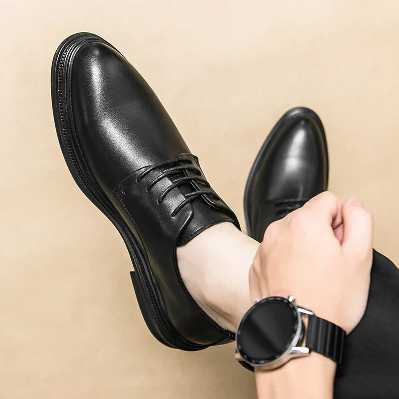 Fashion Men Brogue Oxford Shoes British Style Casual Shoes PU Leather Formal Dress Footwear Man Outdoor Sneakers Business Shoes