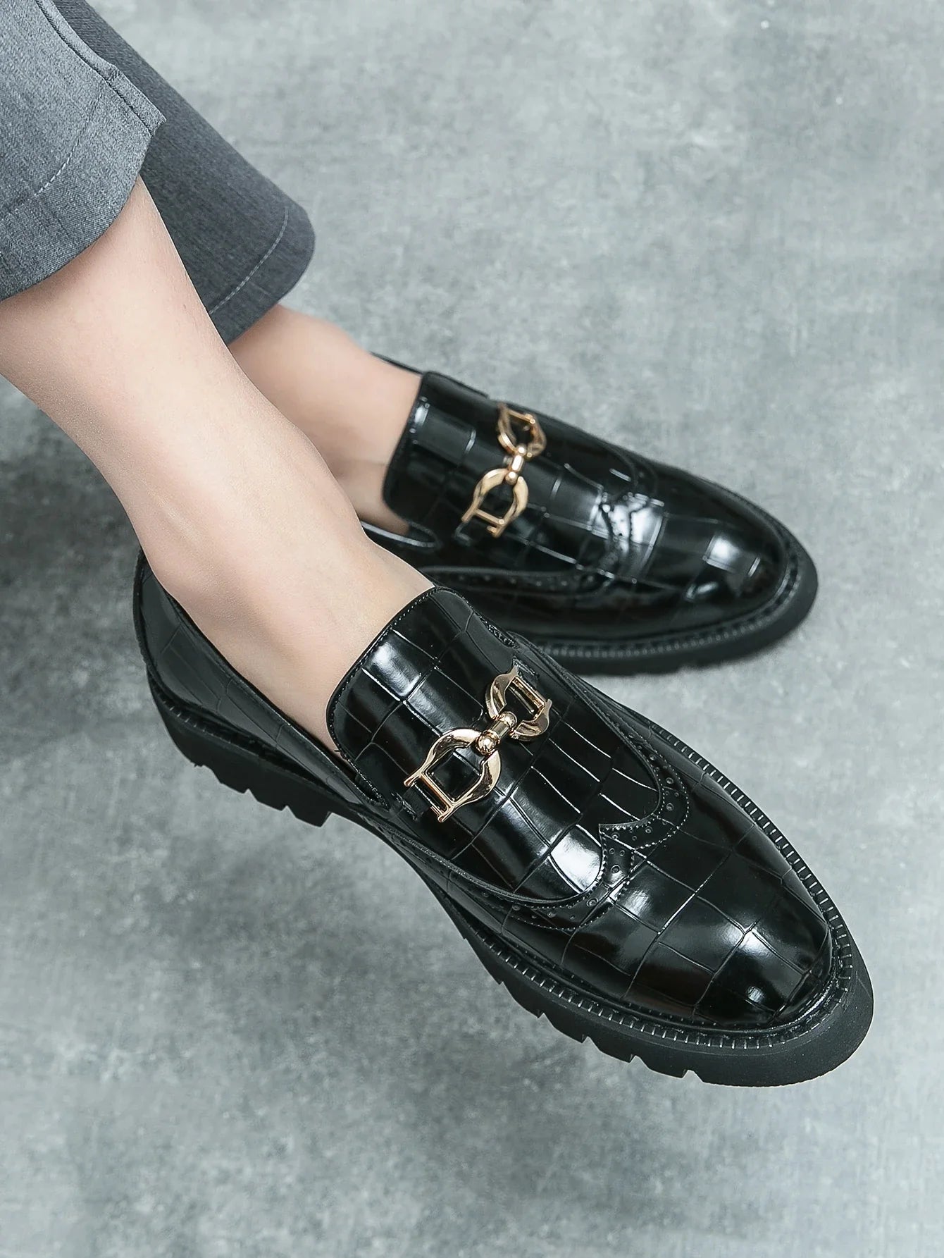 Trendy Brand Green Brogue Shoes Men's Leather Business Shoes Groom's Wedding Men's Loafers British Style Dress Shoes Men