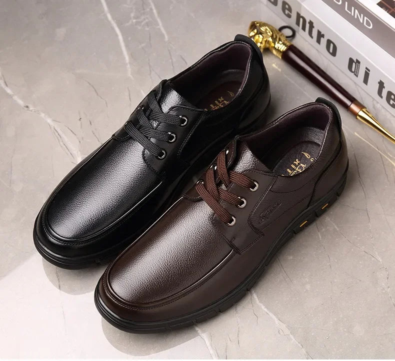 Men PU leather Casual Shoes Soft Sole Lace-up Luxury Brand Middle-aged Old Man Dad Lightweight Loafers Shoes  Zapatillas