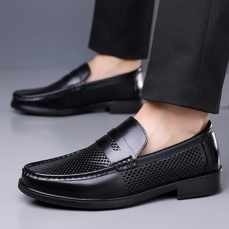 2026 Summer Mens Leather Loafers Slip on Casual Shoes Breathable Moccasins Comfortable Walking Office Flats Male Walking Shoes