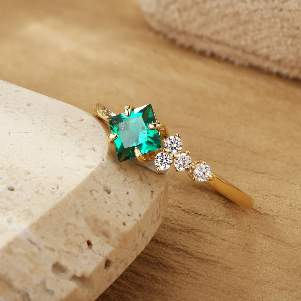 Original Design Created Emerald Fold Ring Luxury 925 Sterling Silver Gold plated for Women Party Wear Jewelry Hot Sale
