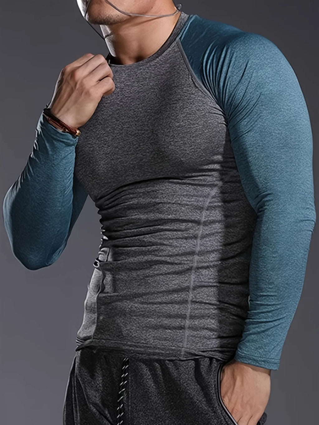 Men's fitness long sleeved T-shirt, men's quick drying football basketball tight top, high elasticity cycling compression traini