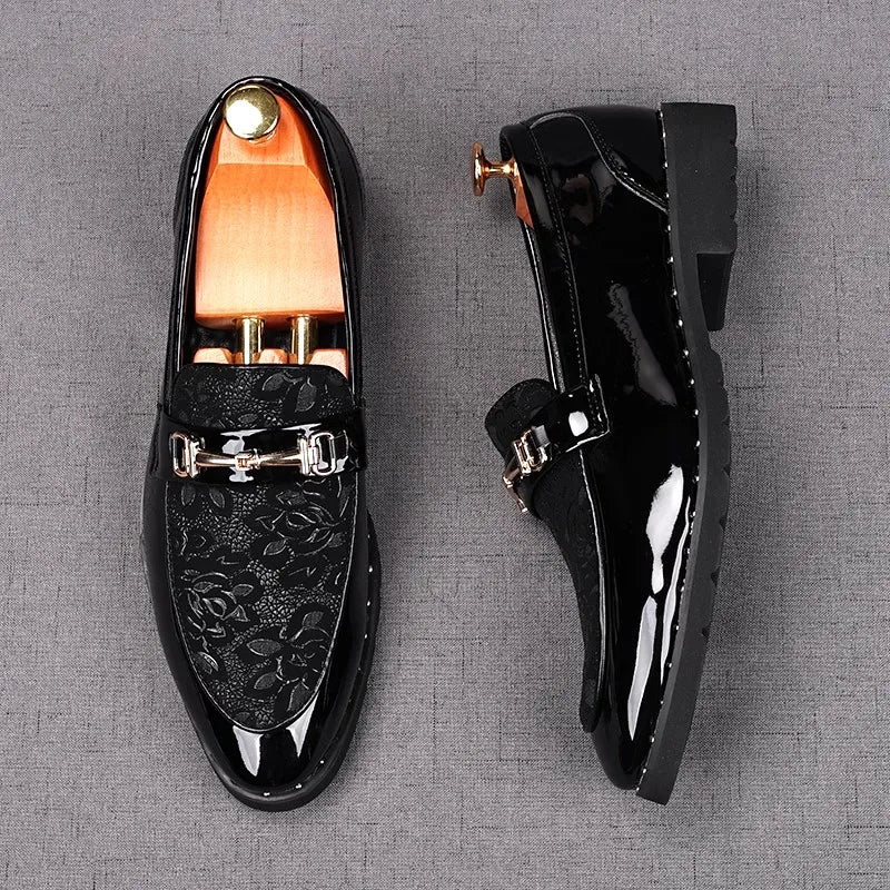 Black Carved Luxury Men Pu Leather Shoes Fashion Male Metal Bucckle Bow Knot Deocr Increased Loafers Business Casual Shoes