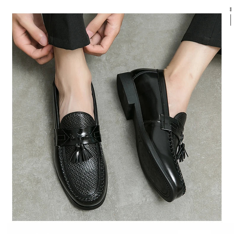 Men's Dress Shoes High Quality Brogues Casual Business Leather Shoes Social Party Leather Loafers Male Tassel Wedding Shoes