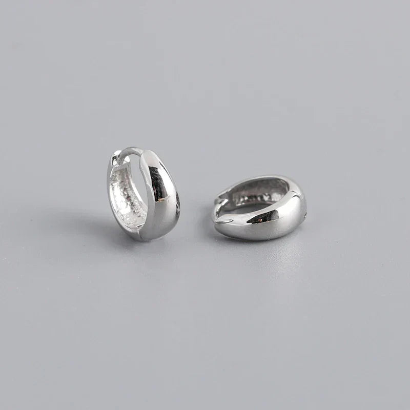 925 Sterling Silver Simple Wide Huggies Gothic Hoop Earrings for Women European Unisex Piercing Rock Jewelry Ear Buckles