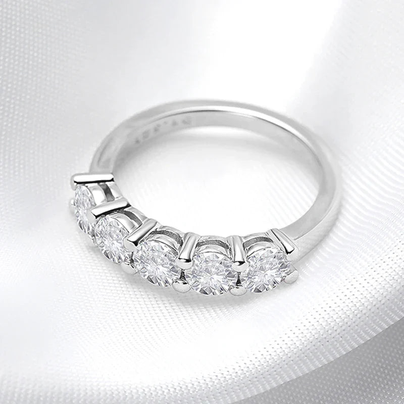 White Gold D Color 4mm Moissanite Ring for Women 1.5CTTW Stone Match Diamond Wedding Band Bride S925 Sterling Silver