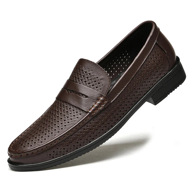 New Luxury Slip on Dress Shoes Men Italian Comfortable Loafer for Men Outdoor Mens Slip on Flats Classic Men Shoes for Wedding