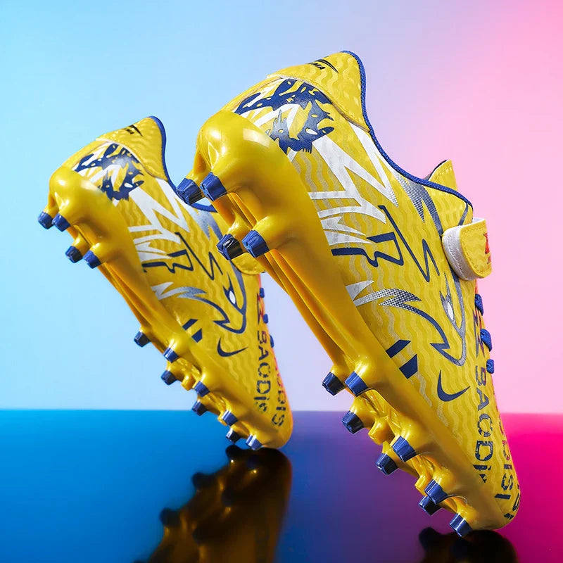 New Men Kids Soccer Shoes Non-Slip Football Boots Ultralight Cleats Match Grass Boys Professional Training Shoes Drop Shipping