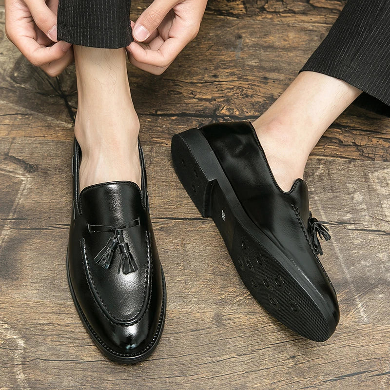 Size:38-46 American Academy Style Fringe Loafers for Men Men's Bottoms Casual Shoes Outdoor Fashion Blue Patent Leather Shoes