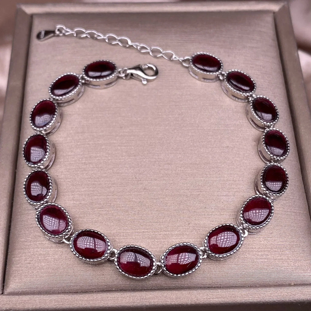 S925 sterling silver bracelet set with 17 natural garnets, simple and elegant women's bracelet jewelry, suitable for daily wear