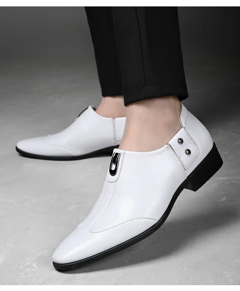 Patent Leather Casual Business Shoes for Men Solid Color Fashion Leather Shoes Male Spring Autumn New Designer Brogue Shoe Man