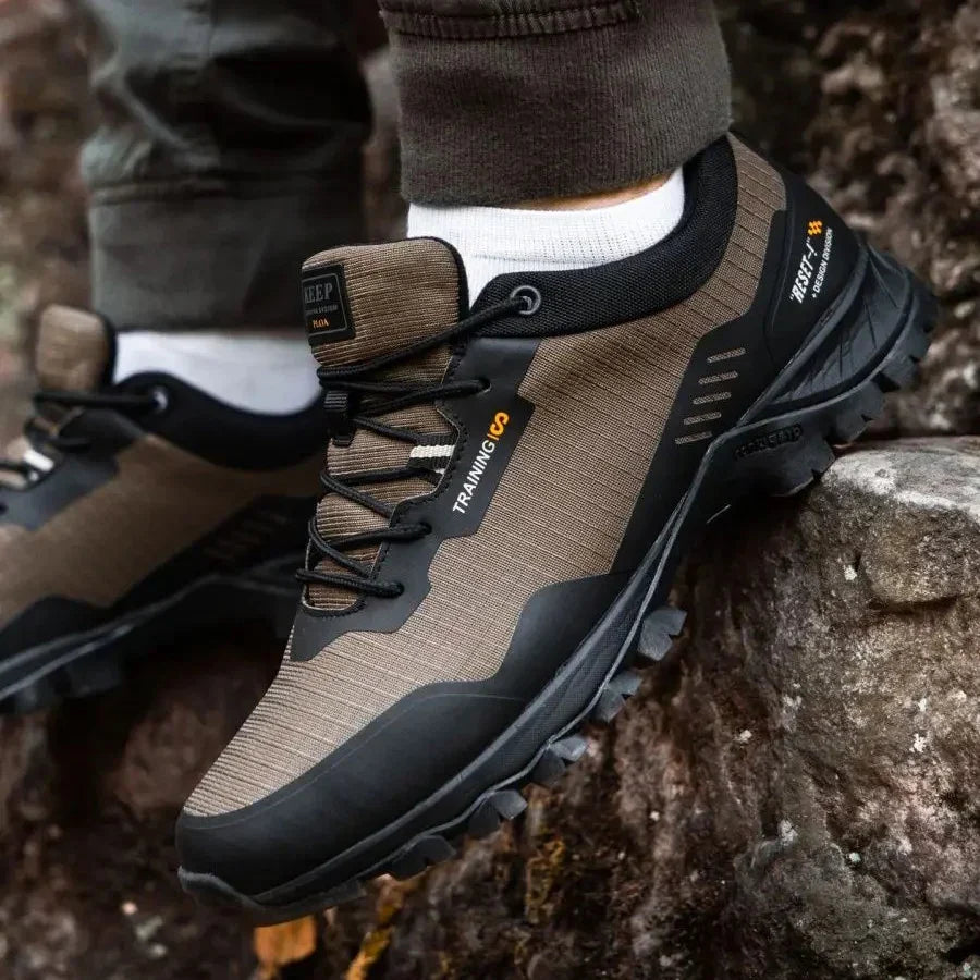 Men Non-Slip Sneakers Wear-Resistant Hiking Shoes Men Anti Splash Water Outdoor Sneakers Male Comfort Walking Shoes