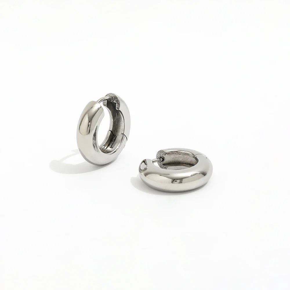 Jewelry Waterproof & Tarnish Free Minimalist PVD New Small Circle Huggie Stainless Steel Earring for Women