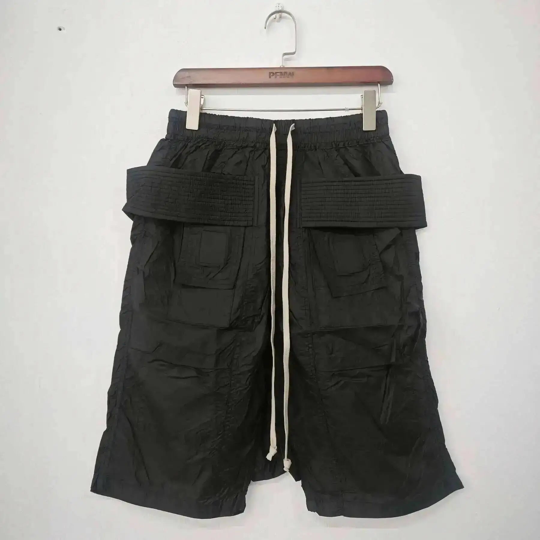 Dark Style Double Ring Fharem Knee Legnth Pants Summer High Street Fashion Drawstring Loose Fit Black Men 's Shorts 12C1243