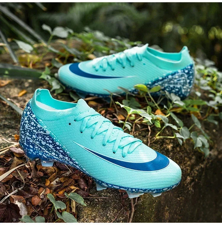 New Men Professional Football Boots Grass Soccer Shoes Outdoor Sport Non-Slip Training Shoes Match Sneakers Ultralight Unisex