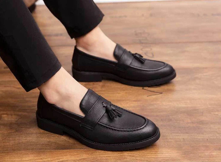 With Tassels Loafers Office Leather Shoes for Men Platform Thick Sole Pointed Toe Man Casual Shoe High Quality Fashion Elegant