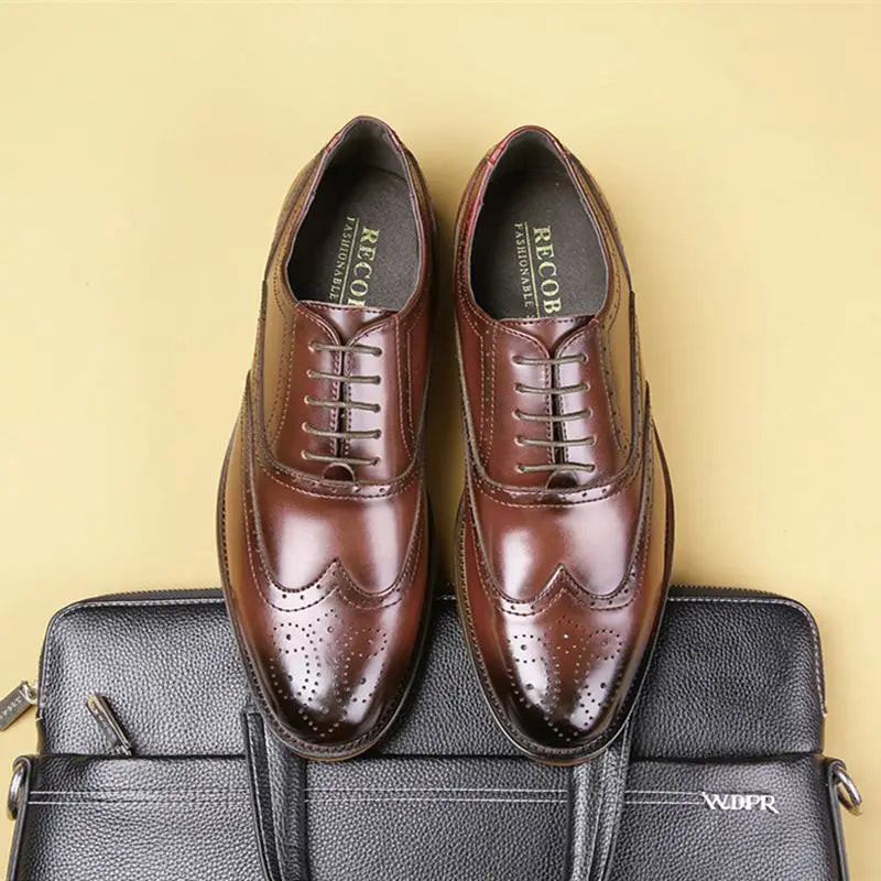 Autumn New Genuine Leather Business Dress Shoes Men Carved Brock Men's Shoes Leather Office Gentleman Oxfords Shoe