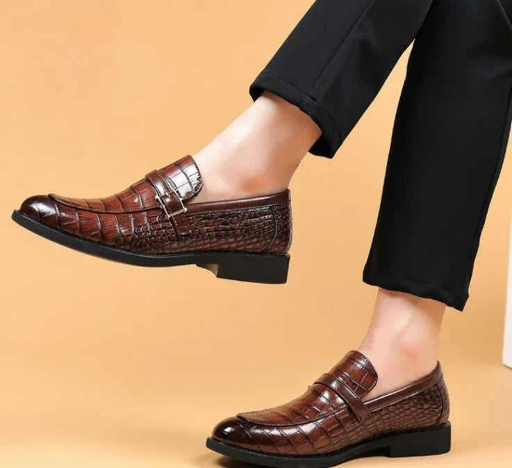 Dark Brown Pointed Toe Social Shoe for Men New Low Price Leather Casual Gentleman Luxury Designer Elegant Office Dress Shoes Man