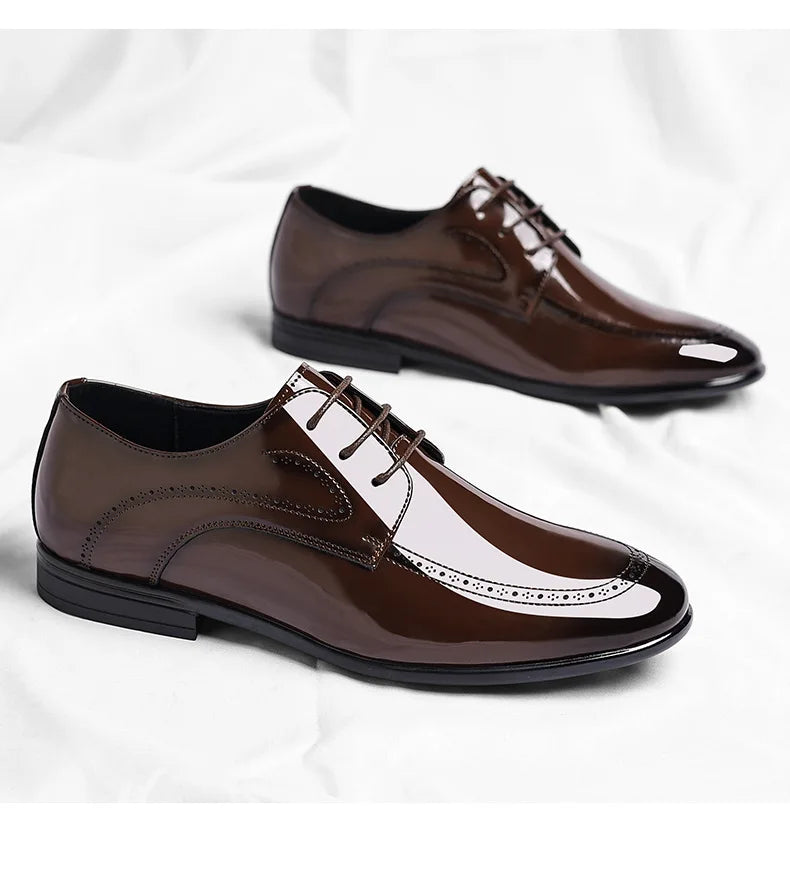 Business Formal Patent Leather Shoes for Men Spring Autumn New Designer Brogue Shoes Male Fashion Lace Wedding Shoe Man