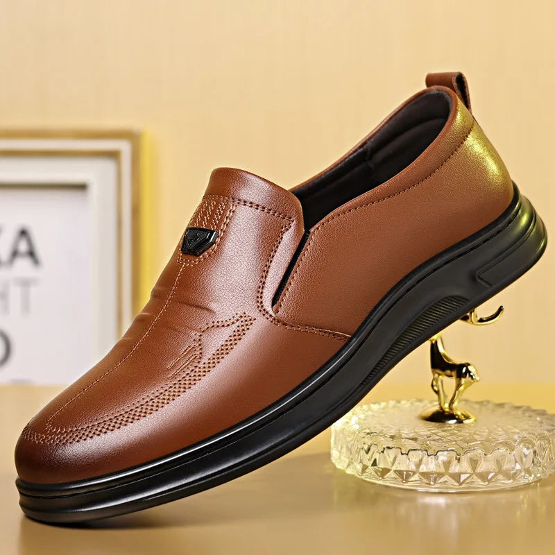 Men's Leather Business Loafers Spring Autumn Black Slip-On Shoes Male Breathable Soft Sole Comfortable Casual Driving Shoes Man