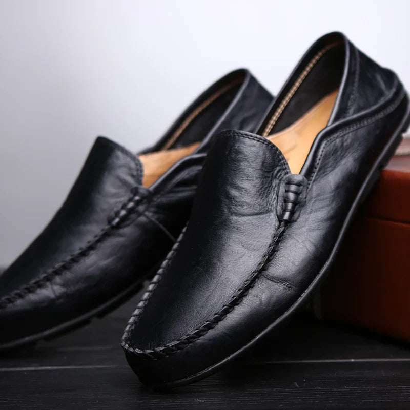 Men Leather Shoes Men Summer Loafers Slip on Business Casual Leather Shoes Classic Soft Moccasins Hombre Breathable Flats Shoes