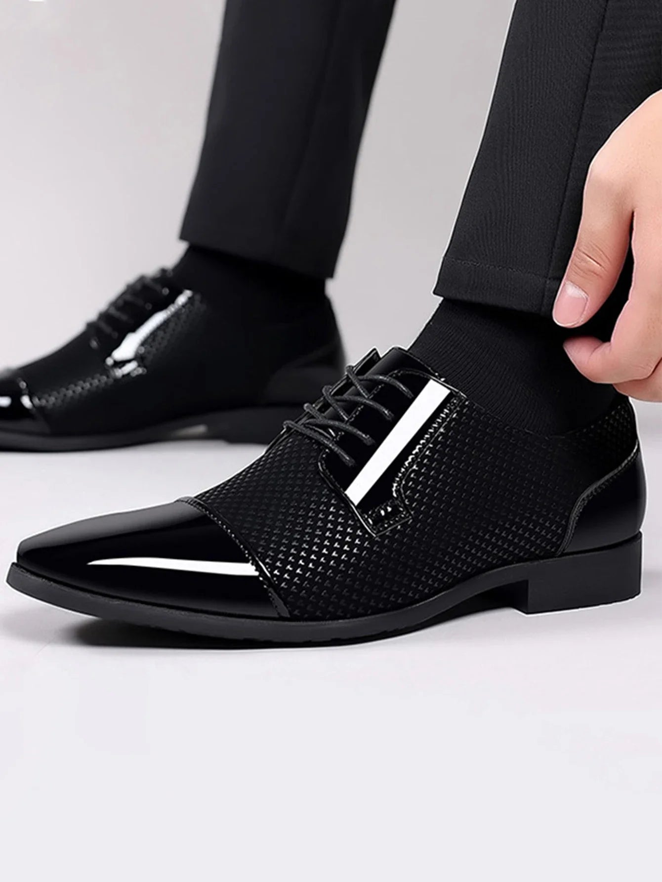 Men's Dress Shoes Modern Casual Shoes Business Formal low top lace up shoes