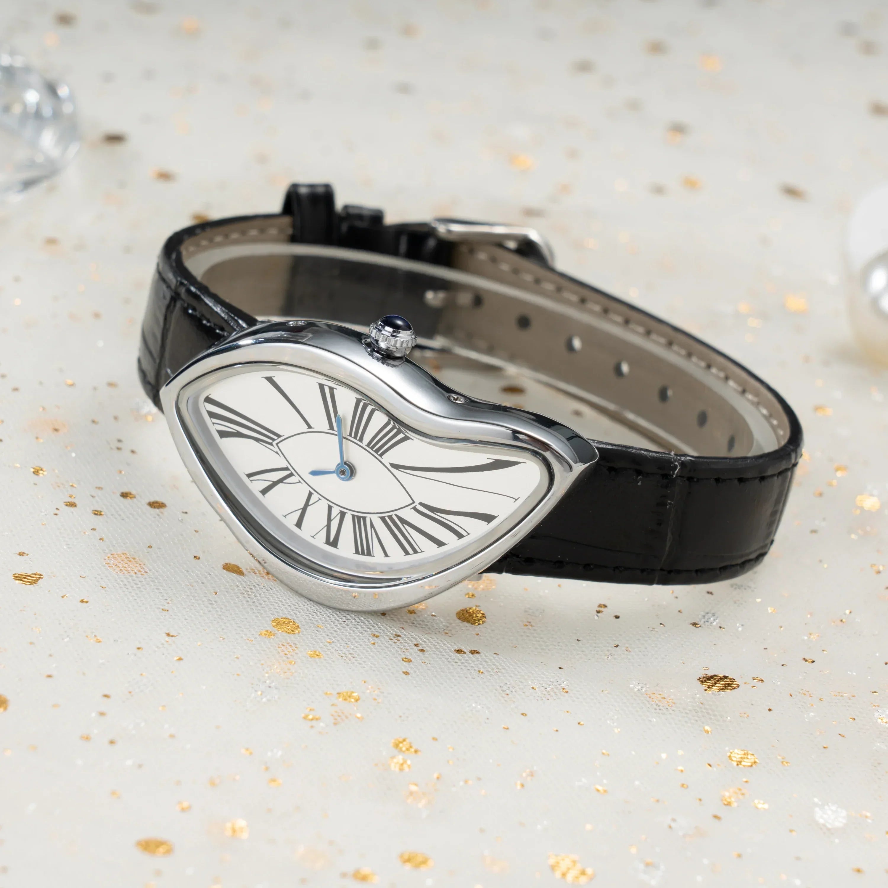 Medieval alien watches melt and twist y2k alien ladies and men Leather strap fashion advanced ins niche design quartz watch