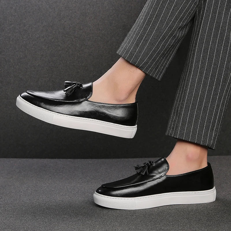 Zapatos De Hombre Loafers Men's Tassel Slip-On Comfortable Men Leather Shoes Casual Shoes Fashion Oxford Shoes Large Size 38-47