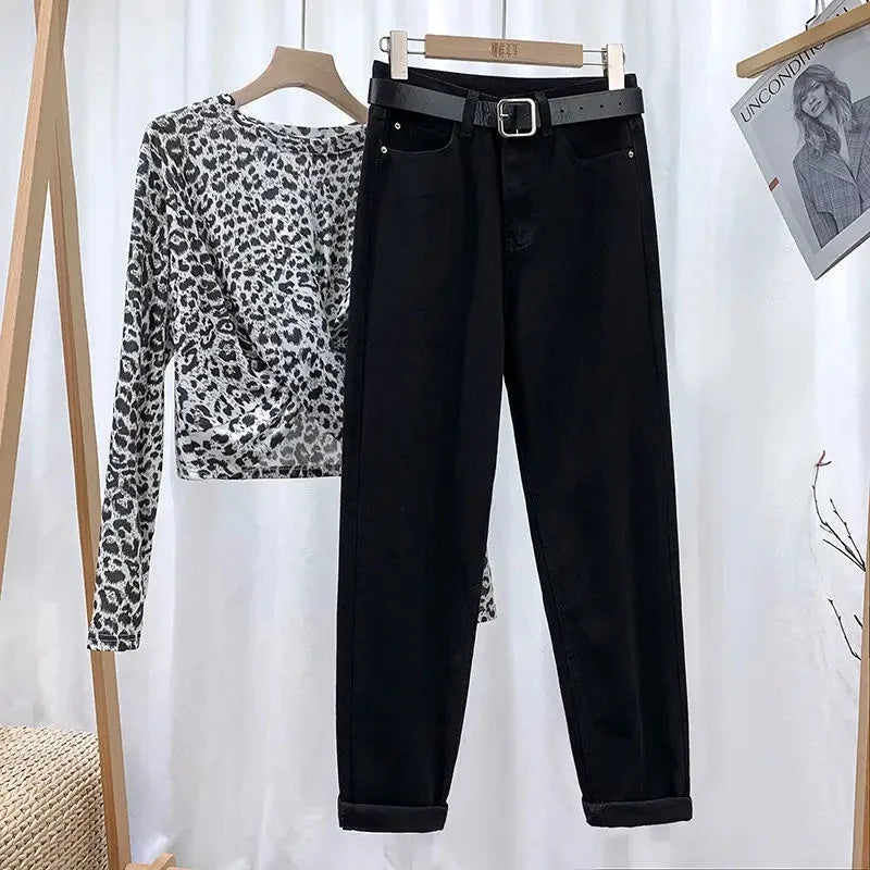 بنطلون جينز حريمي بقصة فضفاضة بخصر مرتفع من قماش الدنيم