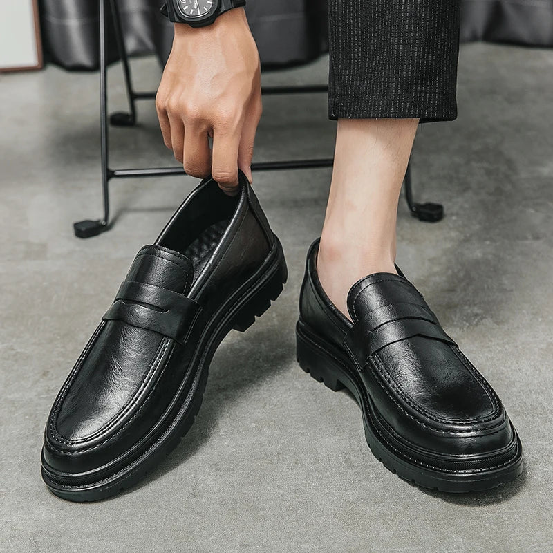 Tassel Loafers Men Platform Thick-soled Formal Business Shoes Slip-on Comfortable Mens Leather Wedding Casual Shoes Oxford Shoes