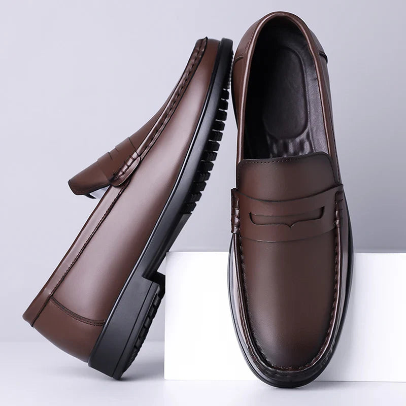 2026 Summer Mens Leather Loafers Slip on Casual Shoes Breathable Moccasins Comfortable Walking Office Flats Male Walking Shoes