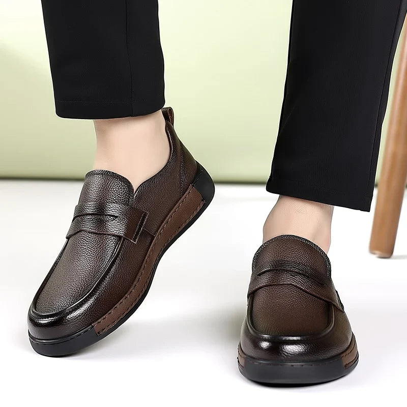 Men's Solid-Color Breathable Leather Casual Shoes  Fashionable And Lightweight Business Walking Shoes  Outdoor Anti-Slip Loafers