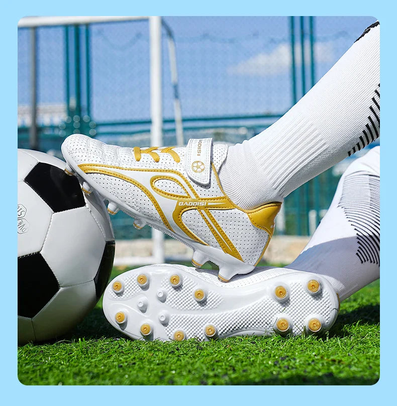 Kids Unisex Soccer Shoes Boys Grils Football Boots Non-Slip Training Indoor Outdoor Athletic Shoes Breathable Ultralight Sports