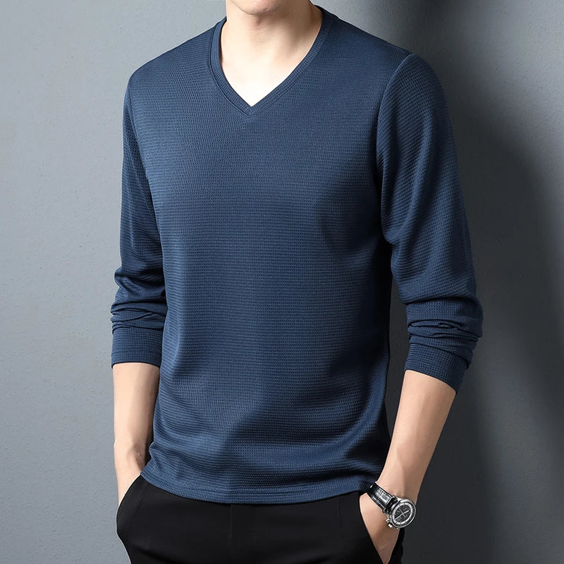Minimalist Men's V-neck Long Sleeve T-shirt Soft Knitted Fabric Comfortable Top for All Seasons