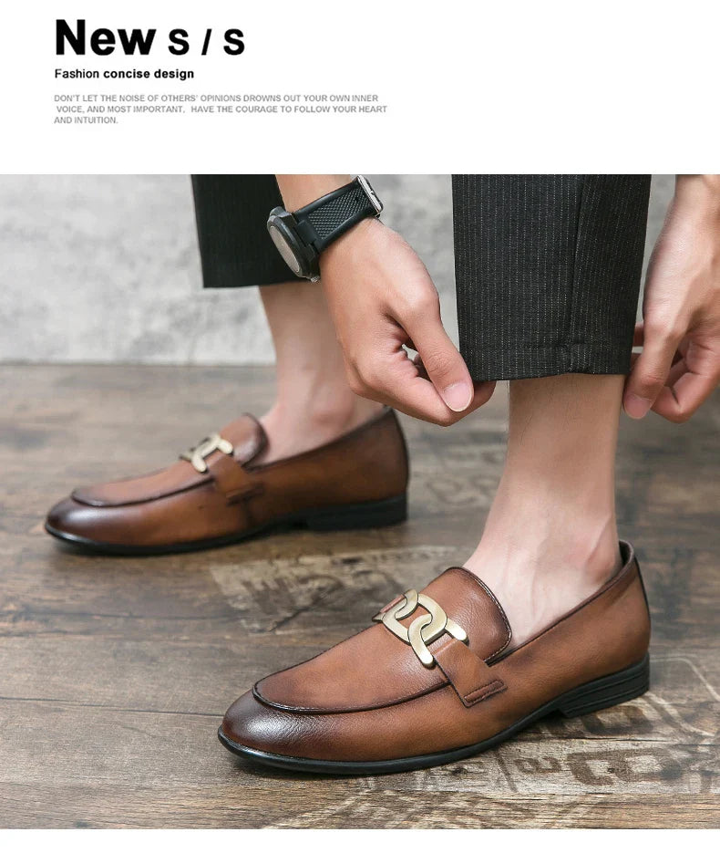 Italian Fashion Leather Shoes Moccasins For Men Casual Man Shoe Business Male Formal Pointed Fashion Wedding Black Skin