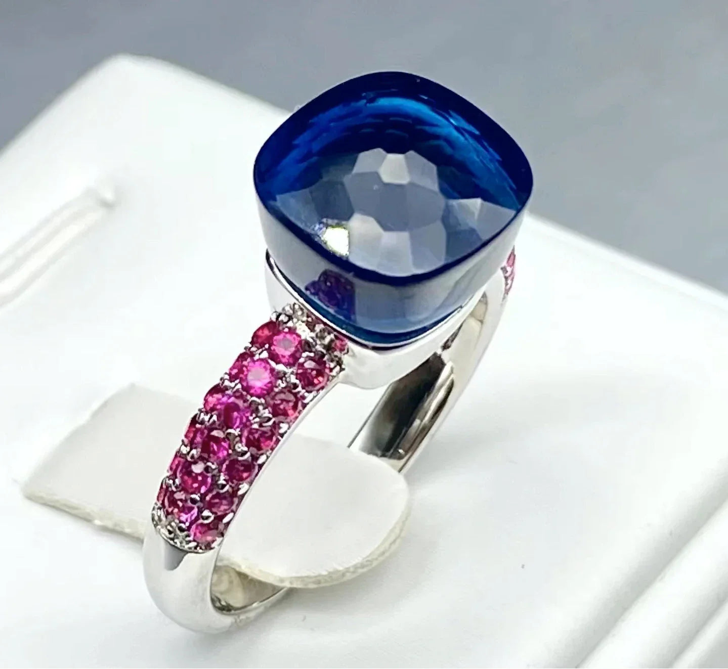 Classic Purple Zircon Ring for Women Candy Sweety Style Synthetic Crystal Inlay Jewelry Elegant Gift for Her Birthday Party