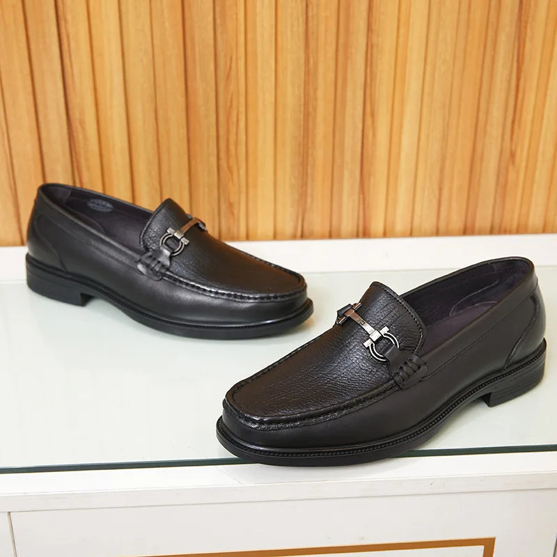 New Loafers for Men Genuine Leather Men's Shoes Elegant Gentleman Handmade Shoes Simple Metal horse buckle