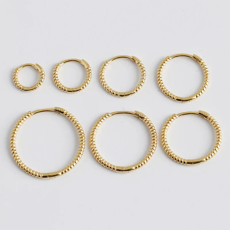 925 Sterling Silver Fashion Piercing Charm Twist Huggies Hoop Earrings for Women Rock Gothic Unisex Jewelry Ear Buckles