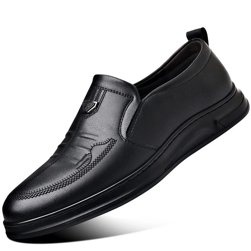 Men's Leather Business Loafers Spring Autumn Black Slip-On Shoes Male Breathable Soft Sole Comfortable Casual Driving Shoes Man