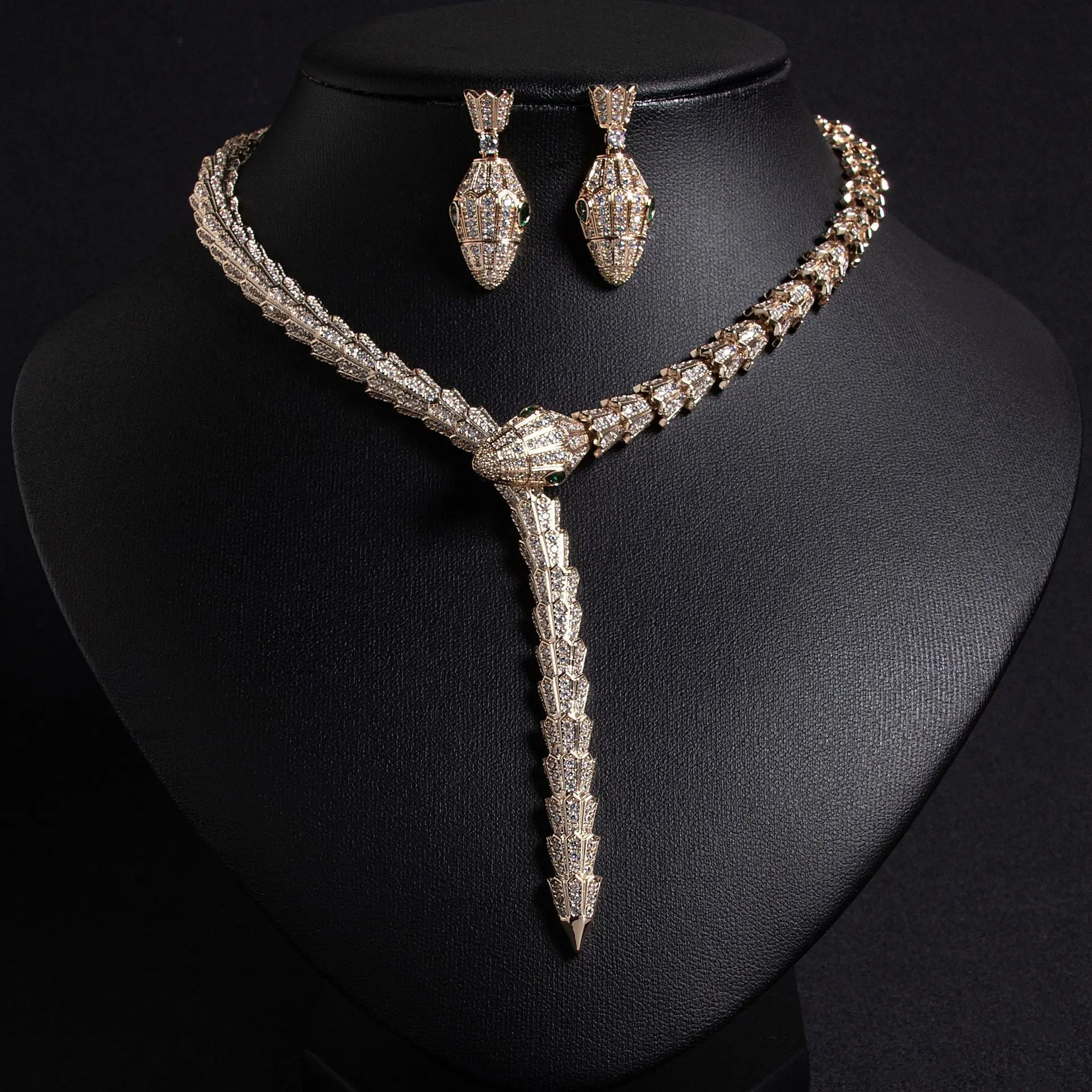 Fashion Micro Zircon Serpentine Snake Necklace And Earring Jewelry Set for Women Elegant Banquet High Spirit Accessory Combo